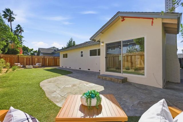 929 Constitution Drive, Foster City, CA 94404