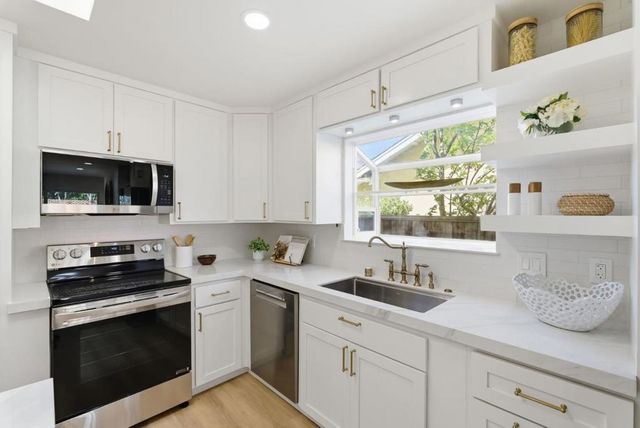 929 Constitution Drive, Foster City, CA 94404