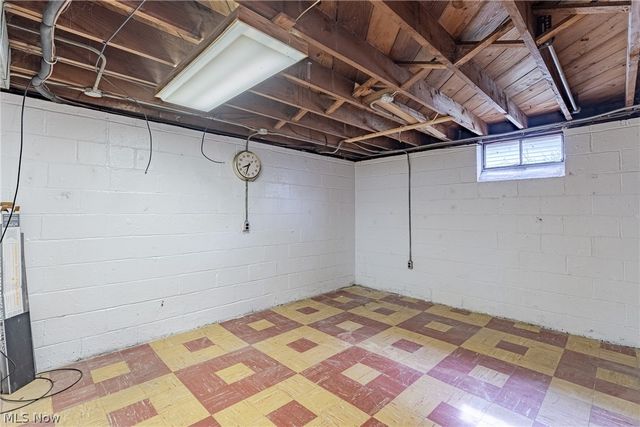 11104 Mccracken Road, Garfield Heights, OH 44125