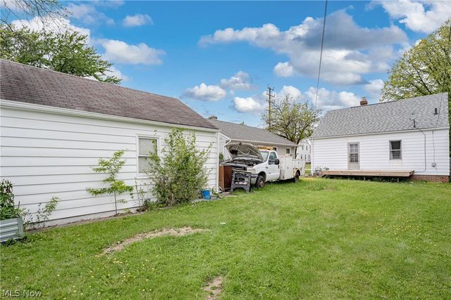 11104 Mccracken Road, Garfield Heights, OH 44125