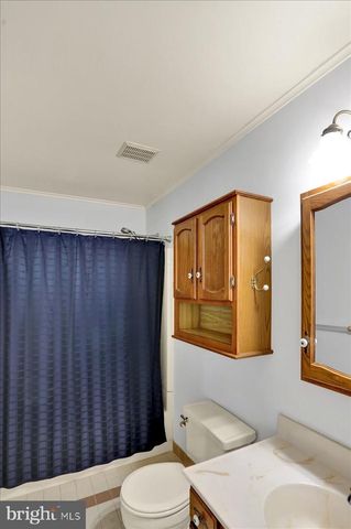 176 VALLEY GREENE CIR, Wyomissing, PA 19610