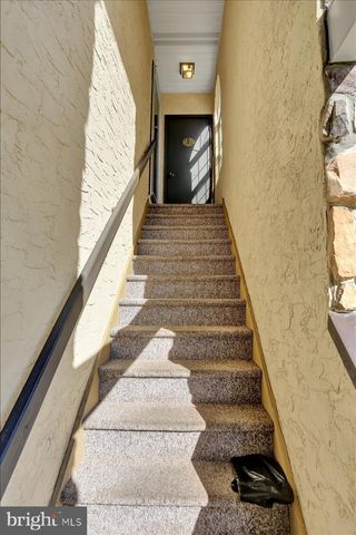 176 VALLEY GREENE CIR, Wyomissing, PA 19610