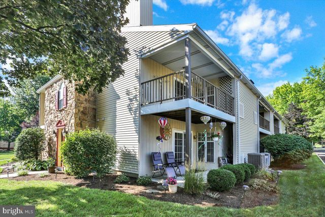 176 VALLEY GREENE CIR, Wyomissing, PA 19610