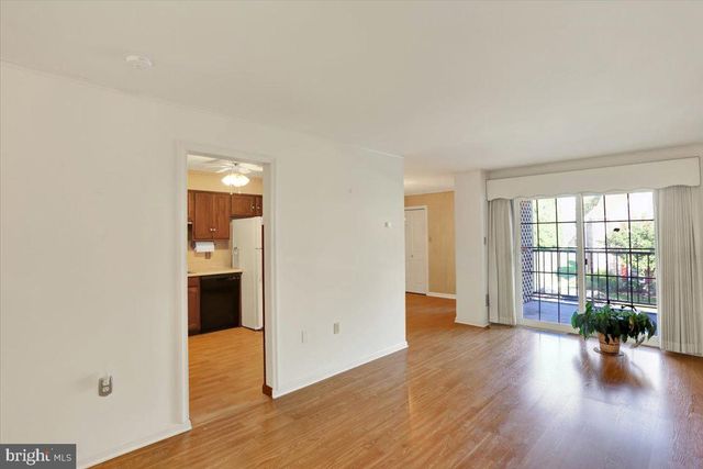 176 VALLEY GREENE CIR, Wyomissing, PA 19610