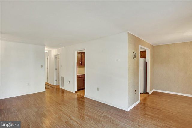 176 VALLEY GREENE CIR, Wyomissing, PA 19610