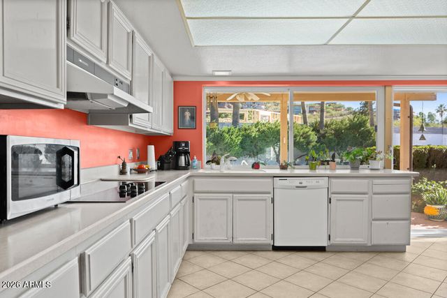 4721 E RANCHO Drive, Phoenix, AZ 85018