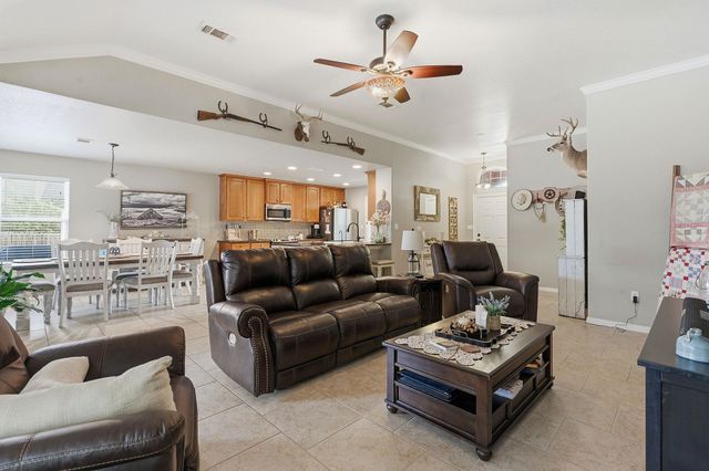 8 Stone Creek CIR, Wimberley, TX 78676