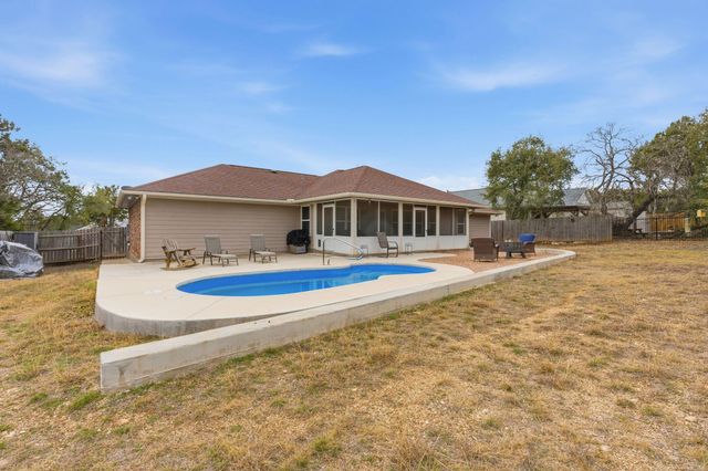 8 Stone Creek CIR, Wimberley, TX 78676