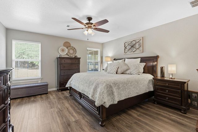 8 Stone Creek CIR, Wimberley, TX 78676