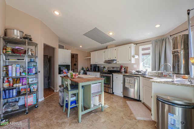 56125 W BARNES Road, Maricopa, AZ 85139