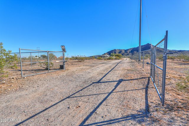 56125 W BARNES Road, Maricopa, AZ 85139