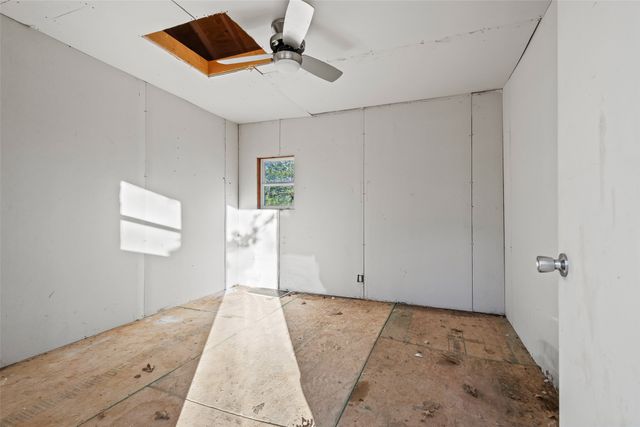 192 County Road 44460, Paris, TX 75462