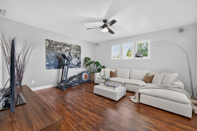 3462 Lanie Ct, Roseville, CA 95747
