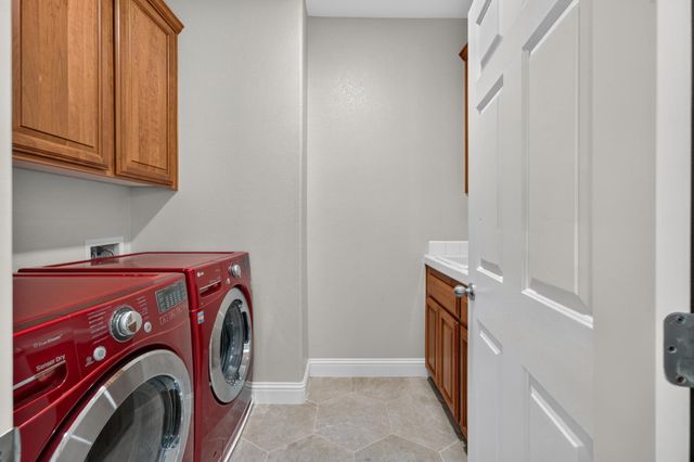 3462 Lanie Ct, Roseville, CA 95747