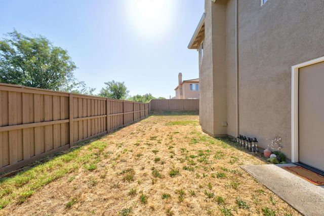 3462 Lanie Ct, Roseville, CA 95747