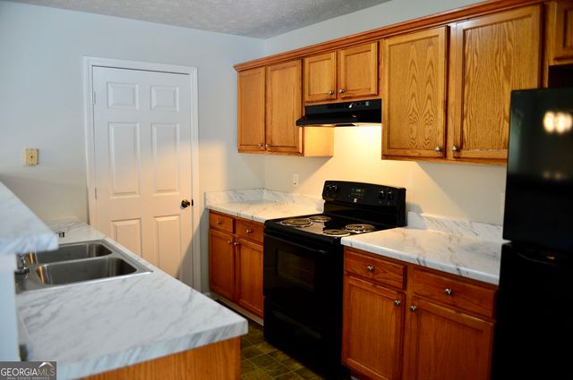 4256 Viewpoint Lane, Ellenwood, GA 30294