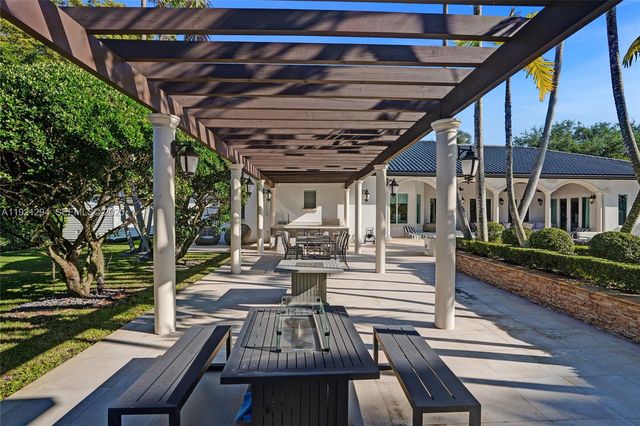 10400 SW 62nd St, Miami, FL 33173