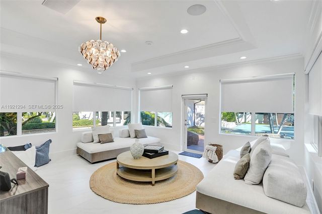 10400 SW 62nd St, Miami, FL 33173