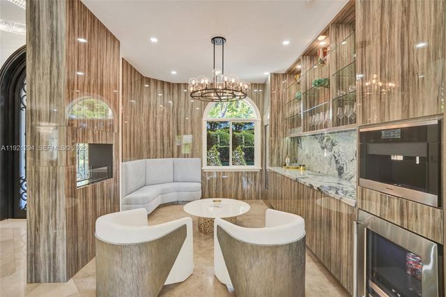 10400 SW 62nd St, Miami, FL 33173