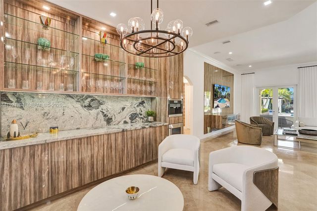 10400 SW 62nd St, Miami, FL 33173