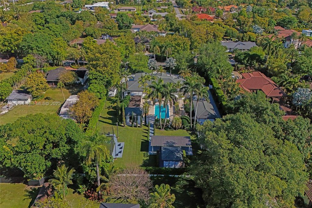 10400 SW 62nd St, Miami, FL 33173