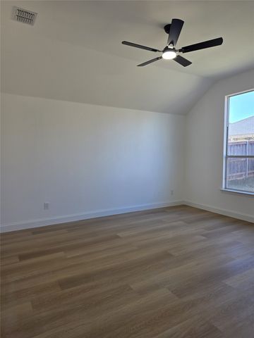 10013 Daly Drive, Fort Worth, TX 76053