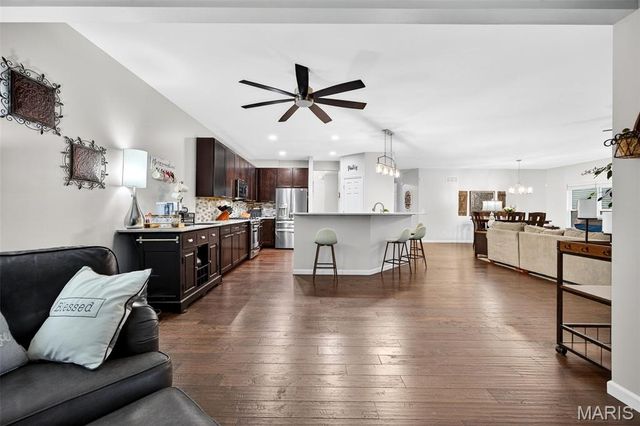 239 Carlton Point Drive, Wentzville, MO 63385