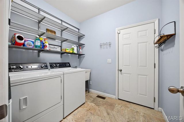 239 Carlton Point Drive, Wentzville, MO 63385