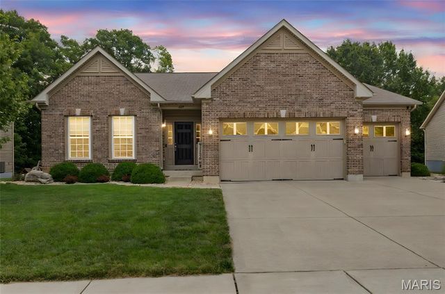 239 Carlton Point Drive, Wentzville, MO 63385