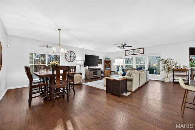 239 Carlton Point Drive, Wentzville, MO 63385