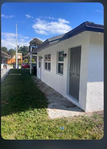 2500 Franklin Drive, Fort Lauderdale, FL 33311