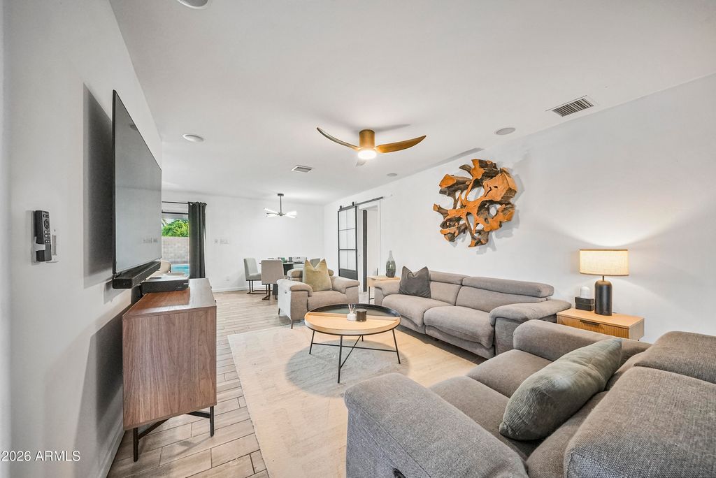 3915 E YUCCA Street, Phoenix, AZ 85028 — photo 5