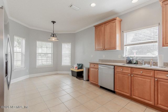 12254 WYNNFIELD LAKES Circle, Jacksonville, FL 32246