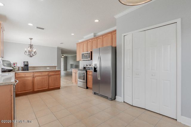 12254 WYNNFIELD LAKES Circle, Jacksonville, FL 32246