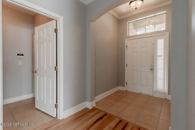 12254 WYNNFIELD LAKES Circle, Jacksonville, FL 32246