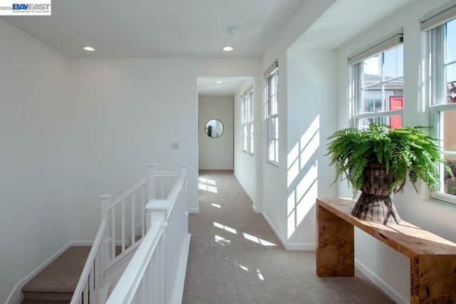 2358 Coral Sea St, Alameda, CA 94501