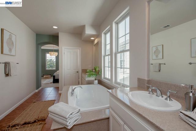 2358 Coral Sea St, Alameda, CA 94501