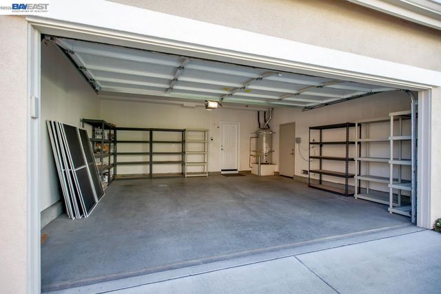 2358 Coral Sea St, Alameda, CA 94501