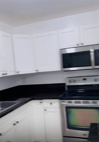 271 Bonnie Blvd 126, Palm Springs, FL 33461