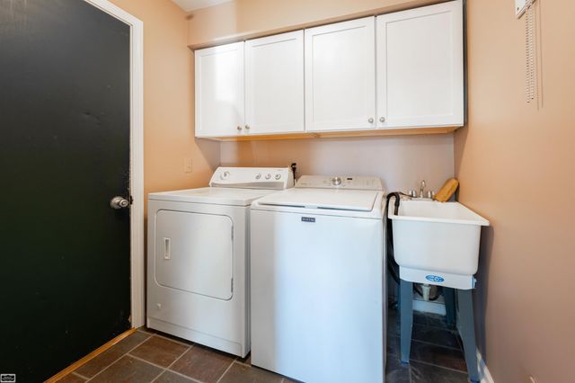 28808 Stonehenge Drive, Chesterfield Twp, MI 48047