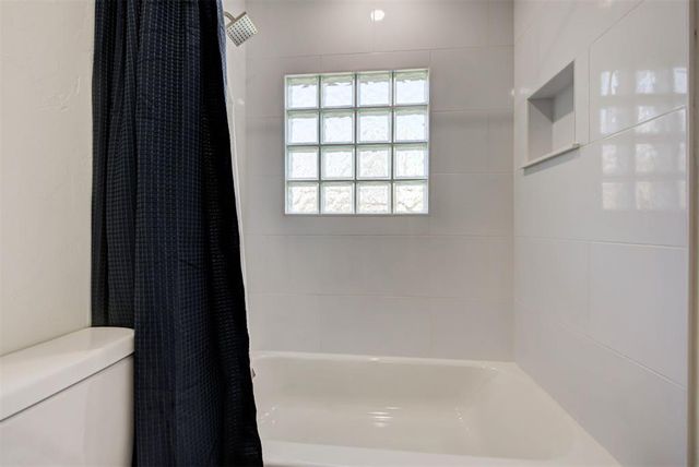 5709 N Warren Avenue, Oklahoma City, OK 73112