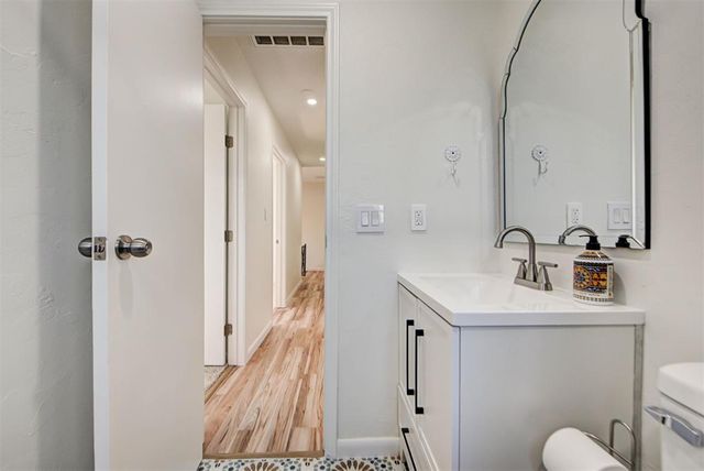 5709 N Warren Avenue, Oklahoma City, OK 73112