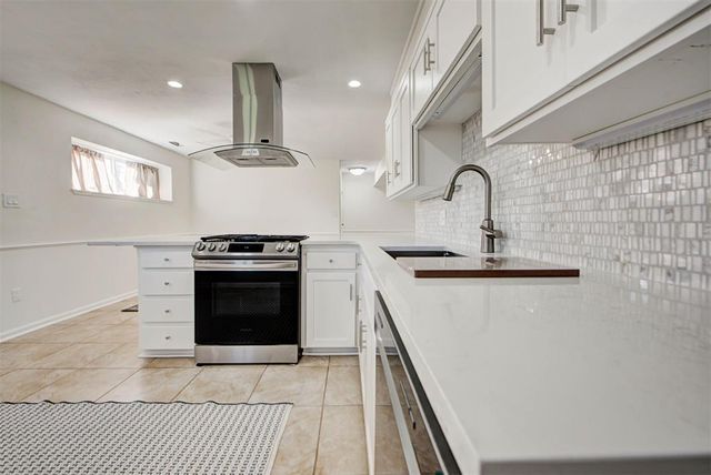 5709 N Warren Avenue, Oklahoma City, OK 73112