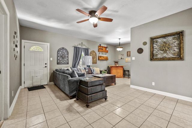 303 E Brockett Street, Sherman, TX 75090