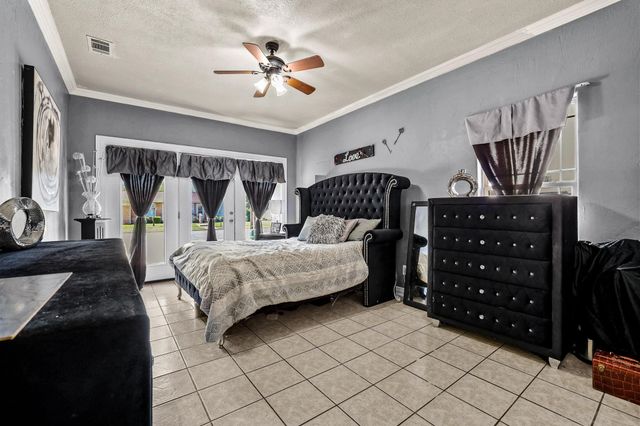 303 E Brockett Street, Sherman, TX 75090