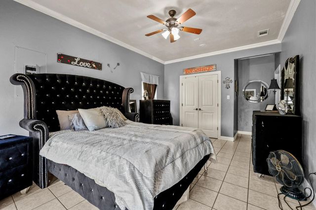 303 E Brockett Street, Sherman, TX 75090