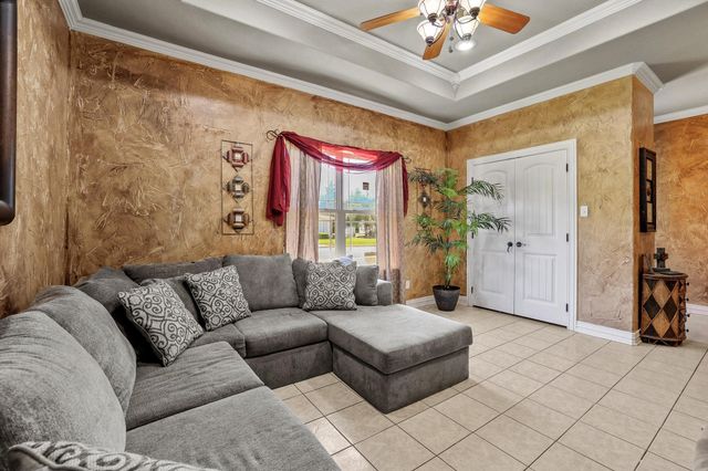 303 E Brockett Street, Sherman, TX 75090