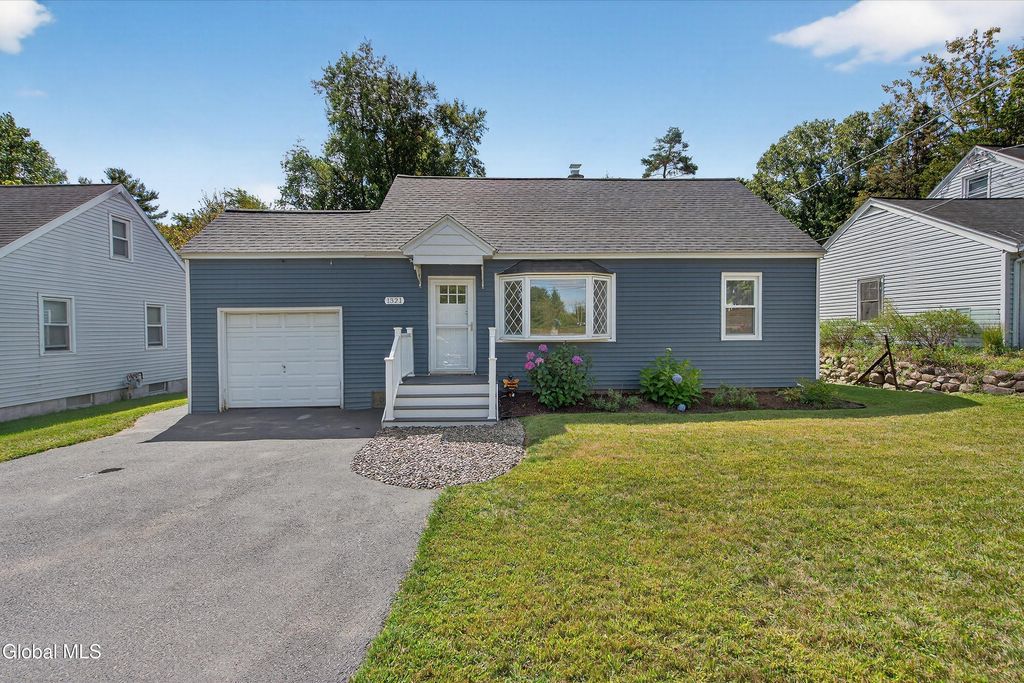 1321 W High Street, Ballston, NY 12020