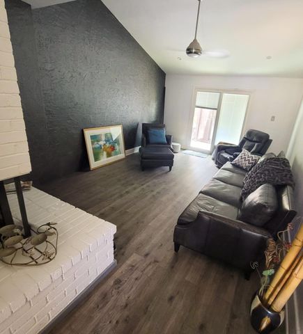 2706 Meadow Bluff Lane, Dallas, TX 75237