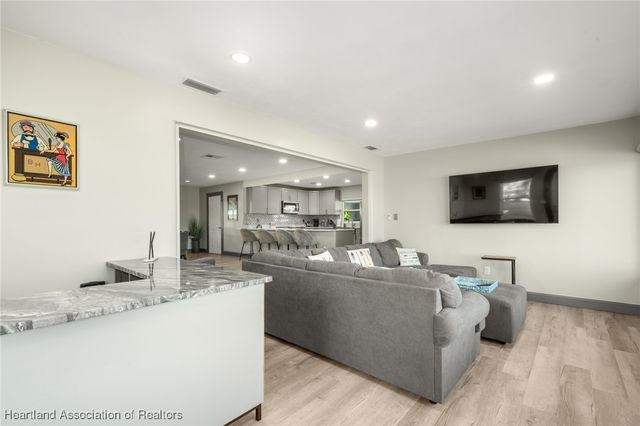 1622 Dinner Lake Drive, Sebring, FL 33870